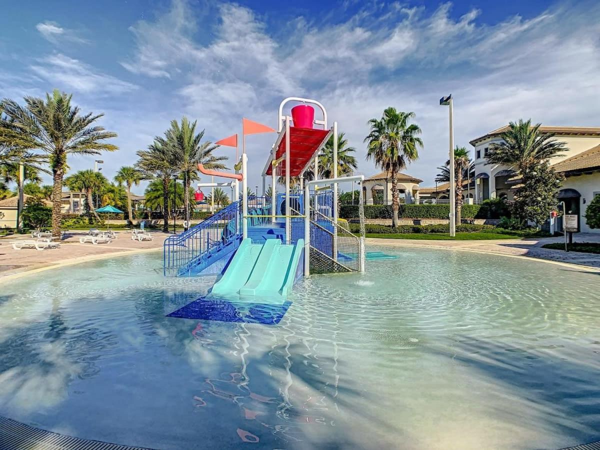 Superb Thematic 2Br Condo With 2 Clubhouses Kissimmee Zewnętrze zdjęcie